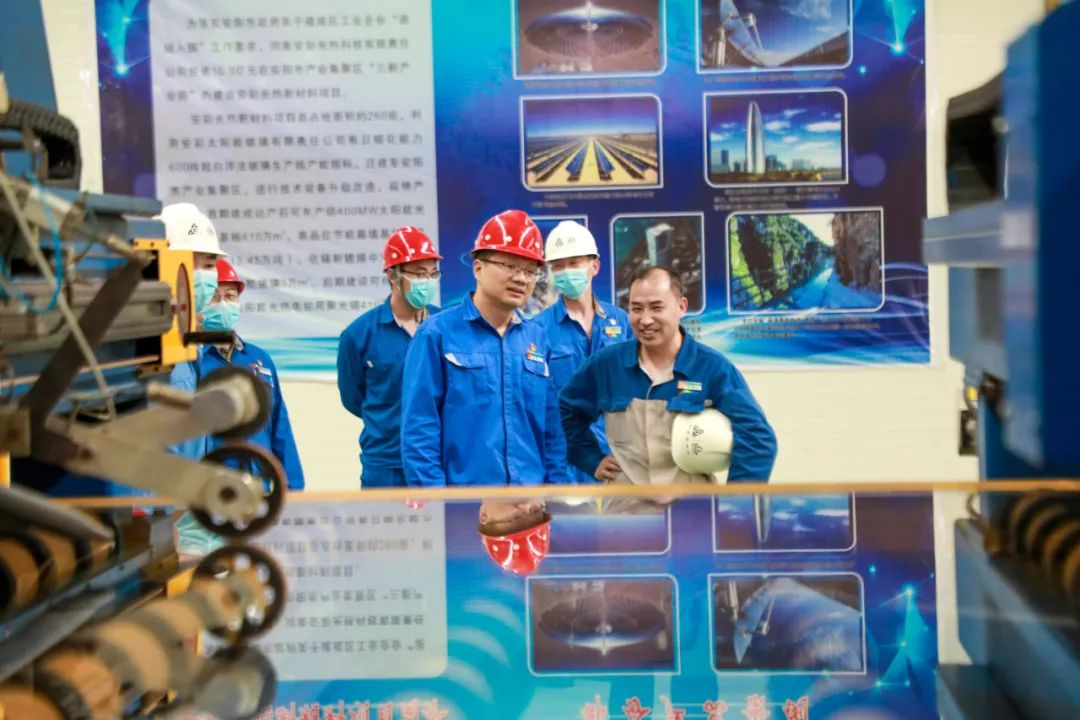 翠籠蒲艾香，慰問送安康——安彩高科總經(jīng)理端午節(jié)慰問一線職工