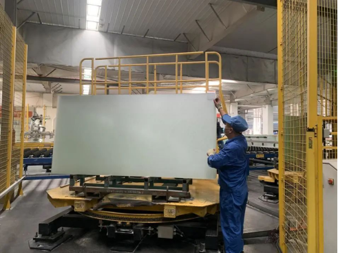 同心戰(zhàn)“疫”，守護(hù)月圓——安彩高科打響疫情防控和安全生產(chǎn)“雙線戰(zhàn)疫”