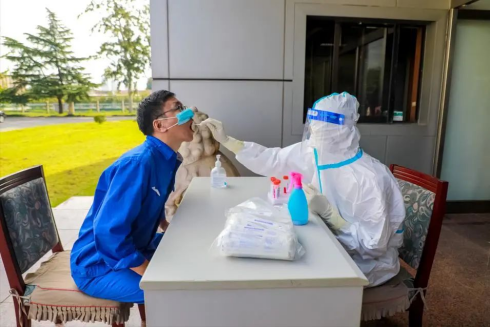 同心戰(zhàn)“疫”，守護(hù)月圓——安彩高科打響疫情防控和安全生產(chǎn)“雙線戰(zhàn)疫”