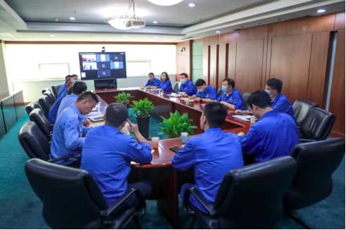 同心戰(zhàn)“疫”，守護(hù)月圓——安彩高科打響疫情防控和安全生產(chǎn)“雙線戰(zhàn)疫”